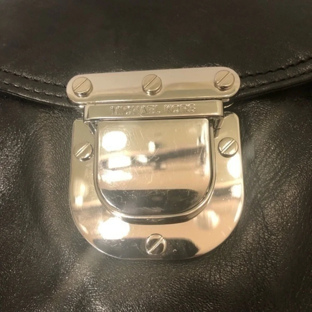 Michael kors black leather two way drawstring bag